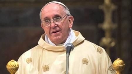 Papa Francisco: Jesus não é um curandeiro, é um homem que recria a  existência - Bíblia Católica News